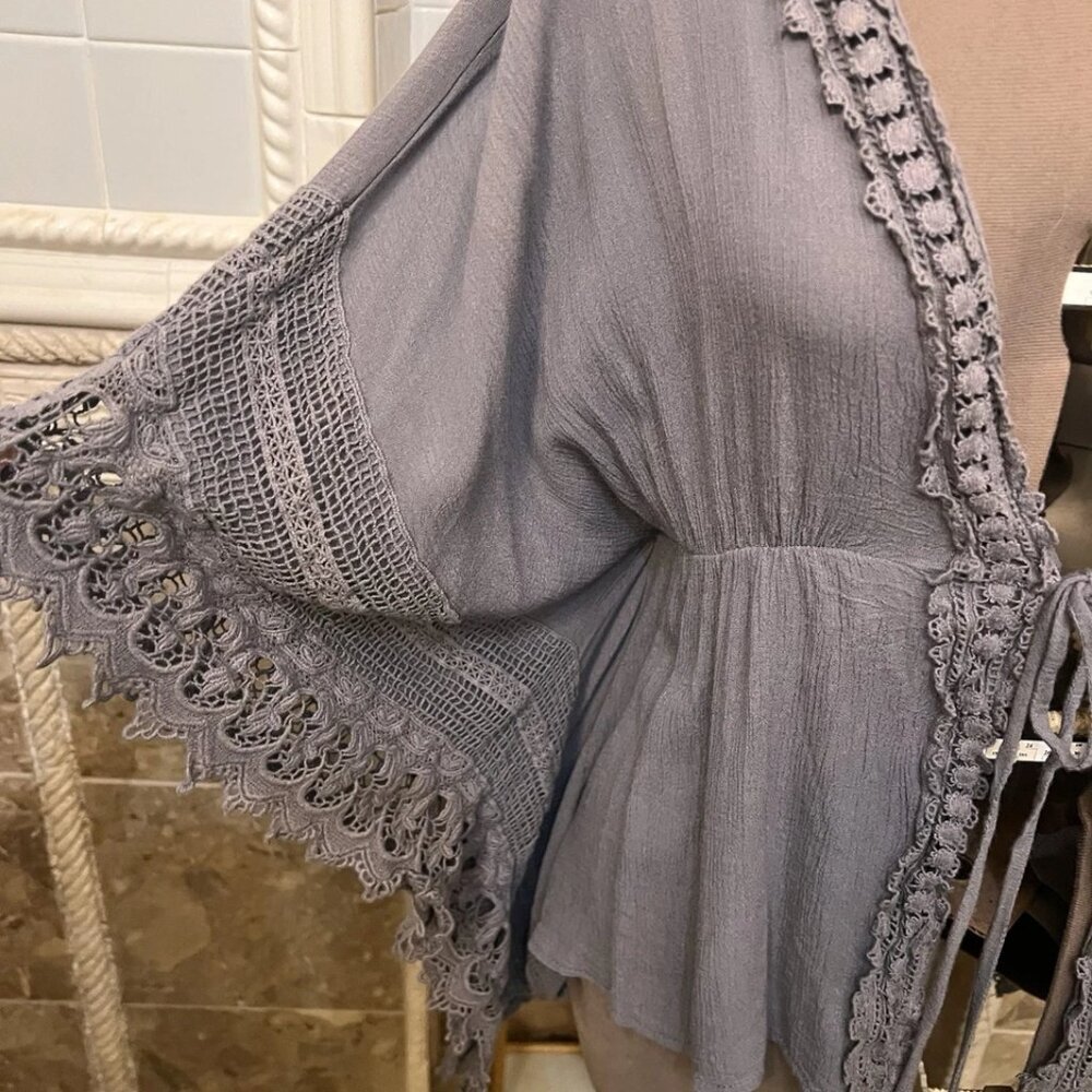 Soieblu Size L. Kimono Lacey Gray Cardigan. Cover up. Butterfly. Tie. B115
